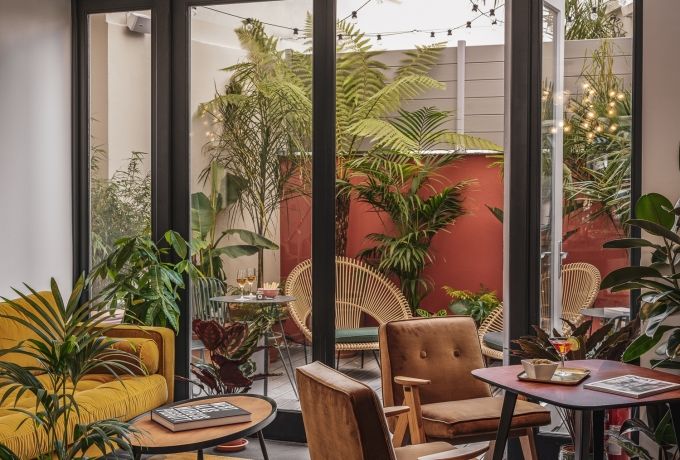 Hotel Seven